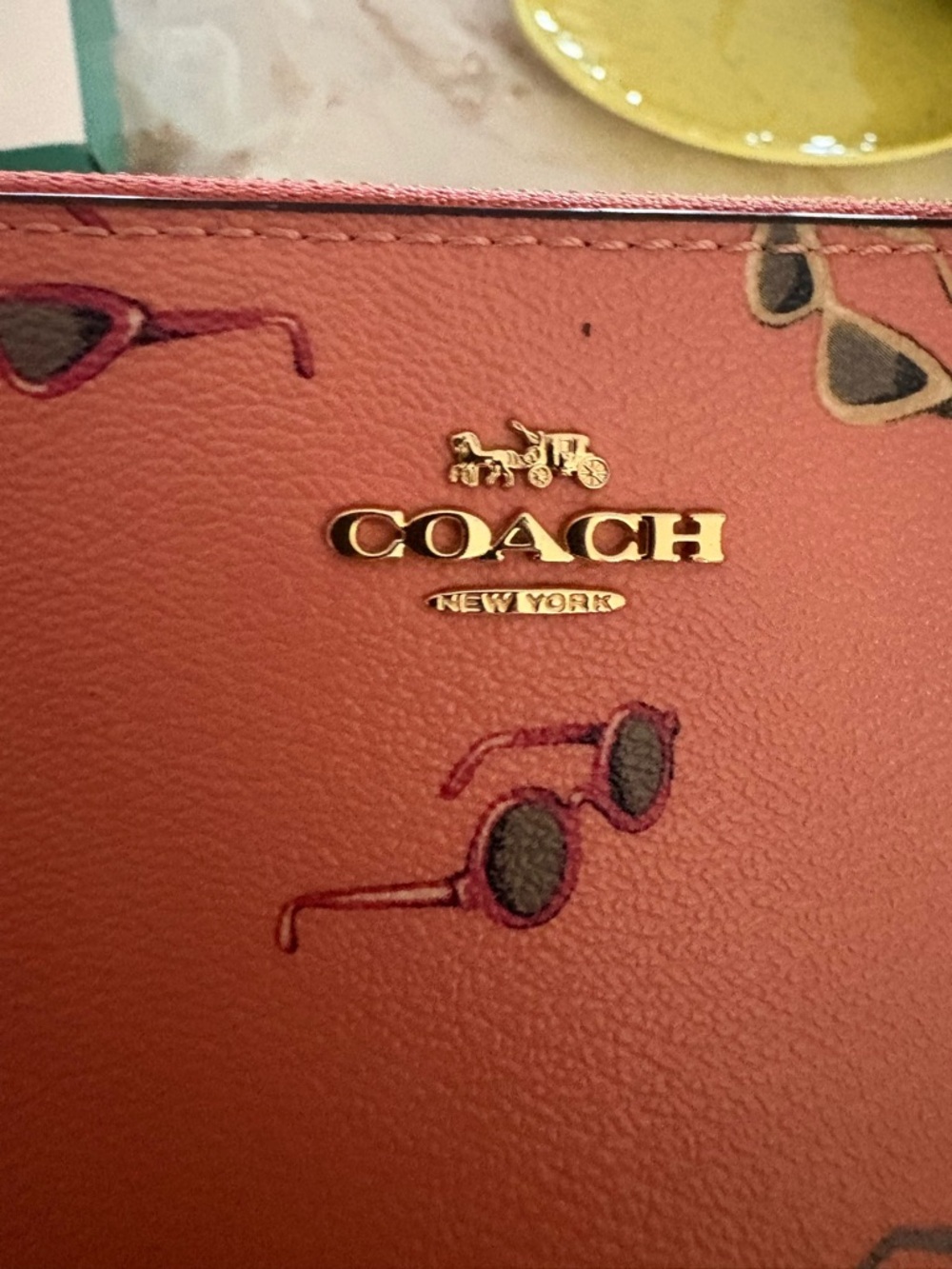 Coach Coral Sunglasses Print Wristlet Wallet - Picture 4 of 6
